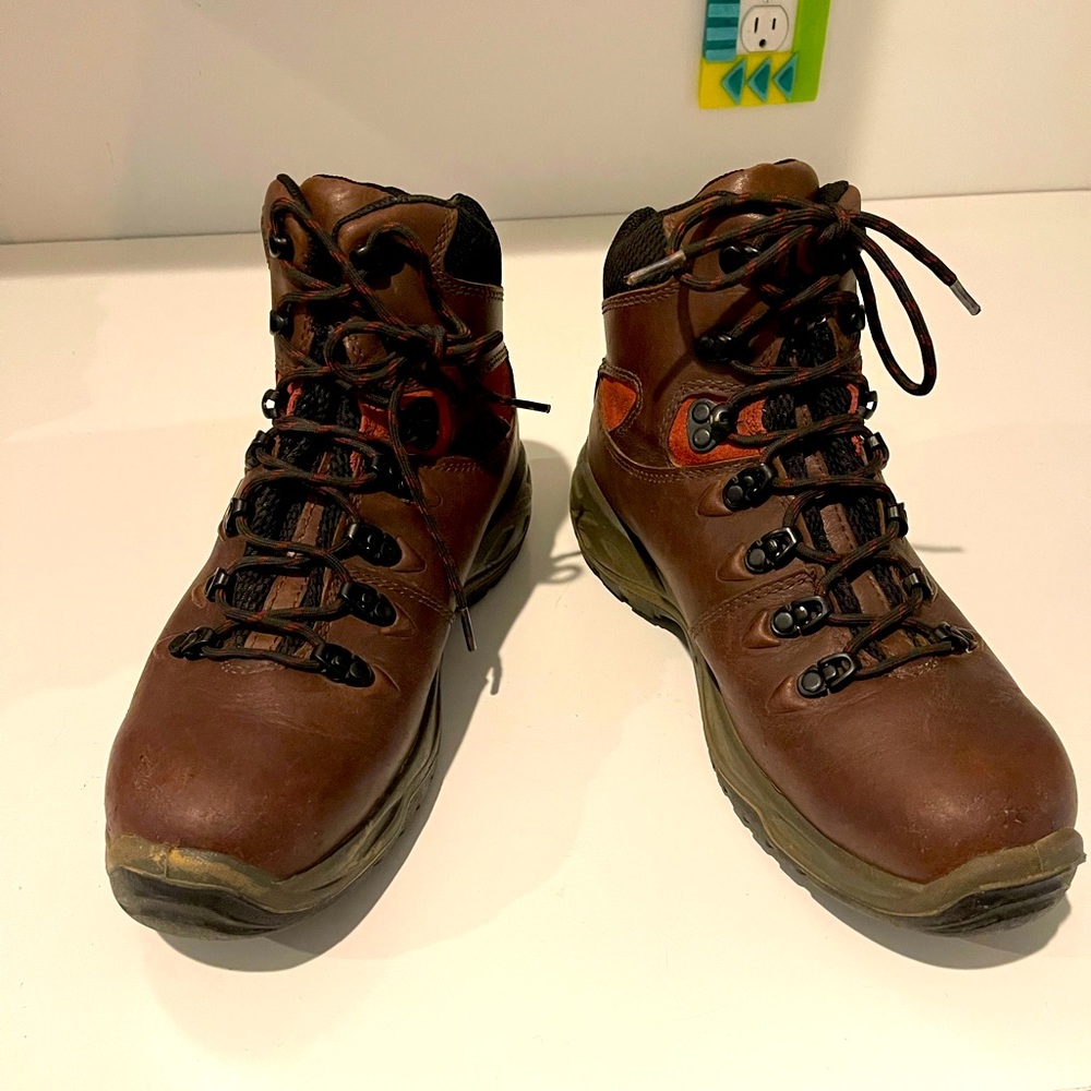 Mens Wolverine hiking boots